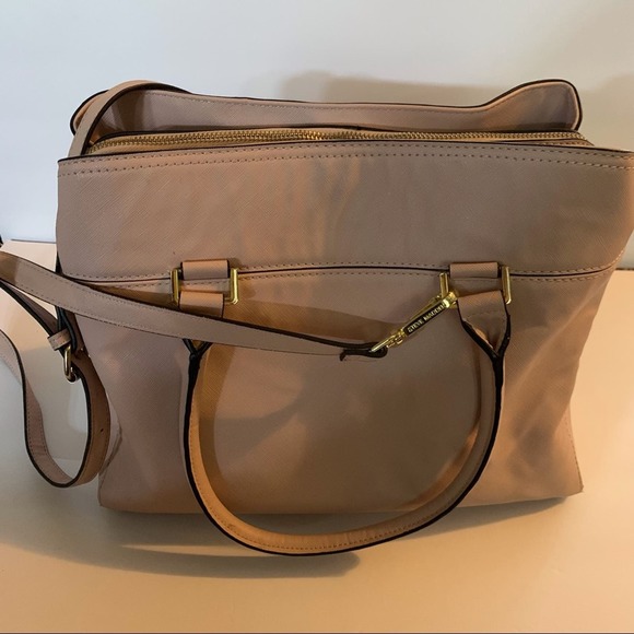 EUC Steve Madden Blush Pink Satchel Work Handbag & Clip on Change Purse Key Ring - Picture 8 of 15